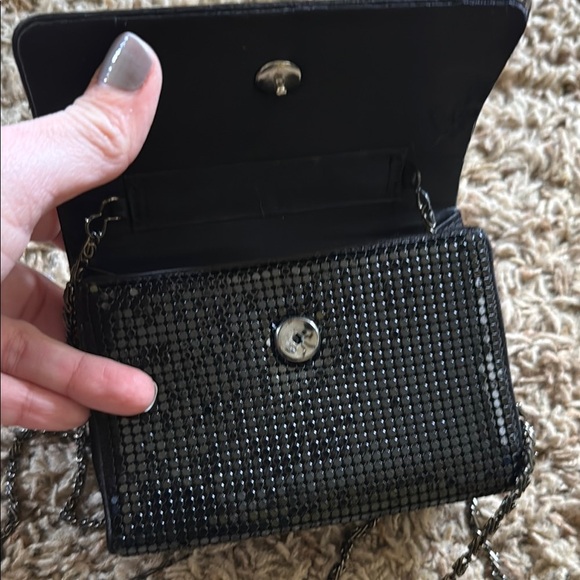 Sleek Black Textured Clutch with Wristlet - Picture 4 of 6